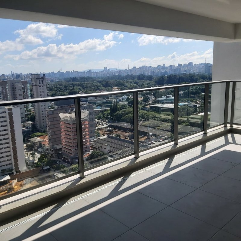 Apartamento - Venda - Moema - São Paulo - SP