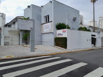 CASA COMERCIAL NA RUA MAIS IMPORTANTE DO CAMPO BELO