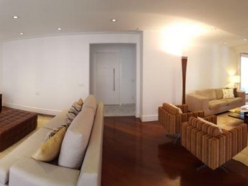 Apartamento à Venda