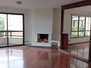 Apartamento para Aluguel